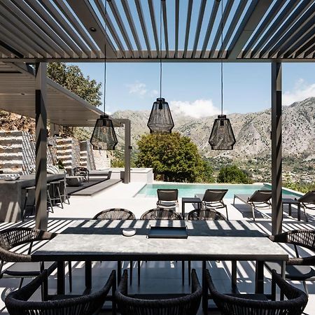 Eumelia Iconic Villa, With Heated Pool & Whirlpool, By Thinkvilla Asi Gonia Екстериор снимка