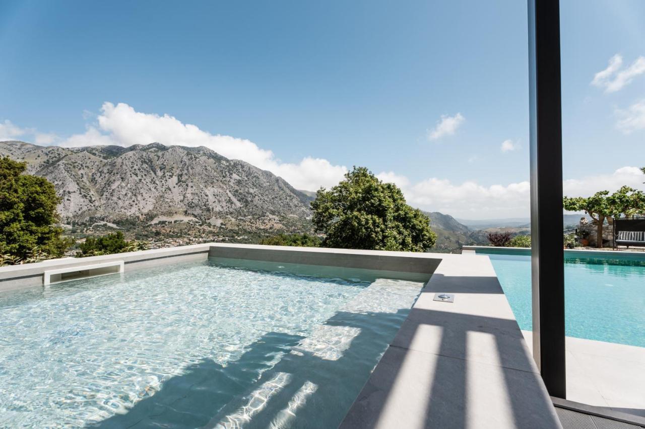 Eumelia Iconic Villa, With Heated Pool & Whirlpool, By Thinkvilla Asi Gonia Екстериор снимка