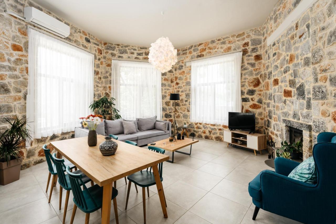 Eumelia Iconic Villa, With Heated Pool & Whirlpool, By Thinkvilla Asi Gonia Екстериор снимка
