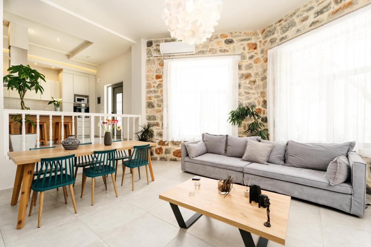 Eumelia Iconic Villa, With Heated Pool & Whirlpool, By Thinkvilla Asi Gonia Екстериор снимка